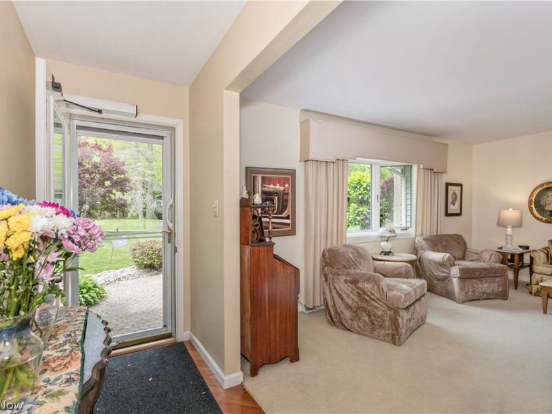 5899 S Shandle Boulevard, Mentor, OH 44060 Photo 3