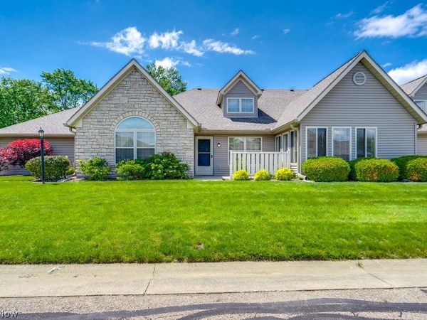 1055 Scottwood Place NE, Massillon, OH 44646