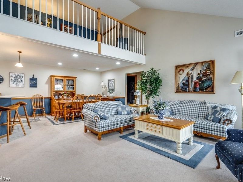 1055 Scottwood Place NE, Massillon, OH 44646 Photo 4