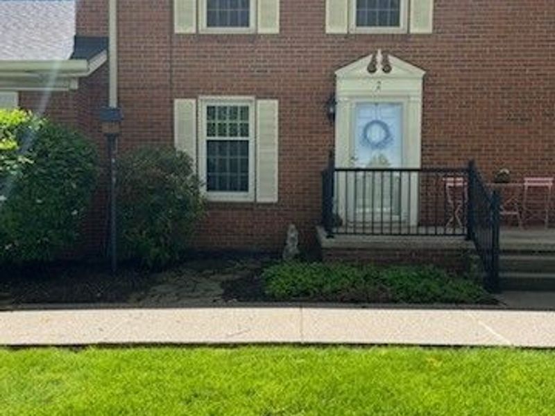 1250 S Sawburg Avenue, Alliance, OH 44601 Photo 1