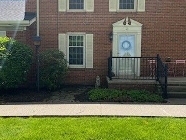 1250 S Sawburg Avenue , Alliance, OH 44601