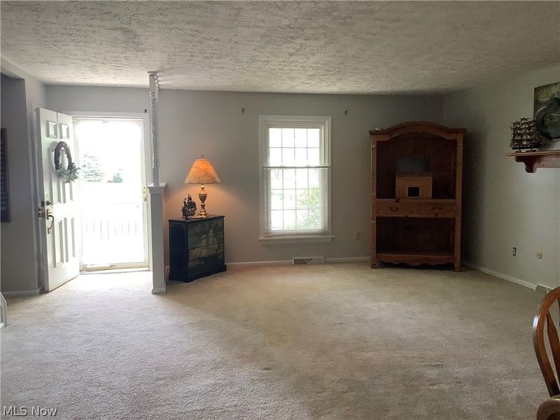 1250 S Sawburg Avenue, Alliance, OH 44601 Photo 3