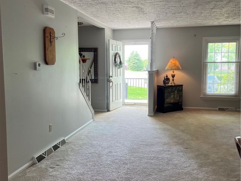 1250 S Sawburg Avenue, Alliance, OH 44601 Photo 4