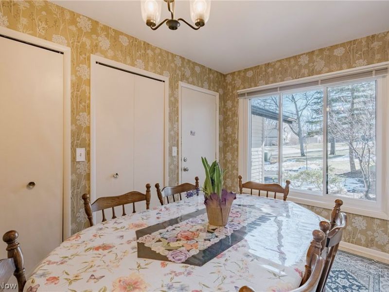 6919 Woodwalk Drive, Unit 38, Brecksville, OH 44141 Photo 14