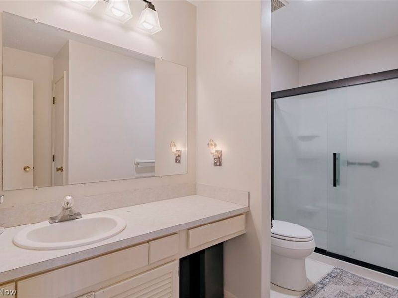 6919 Woodwalk Drive, Unit 38, Brecksville, OH 44141 Photo 25