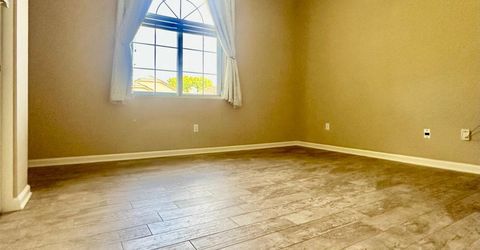 7026 Lost Lake Ln, Roseville, CA 95747 Photo