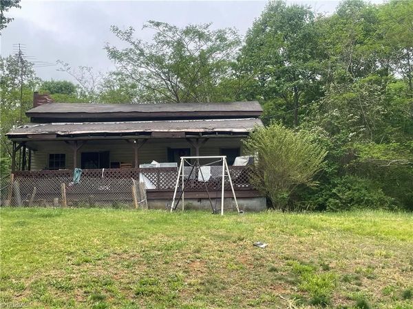 1085 Riverview Road, Walnut Cove, NC 27052