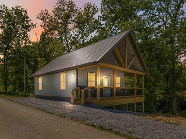 8239 S Highway 379, Jamestown, KY 42629