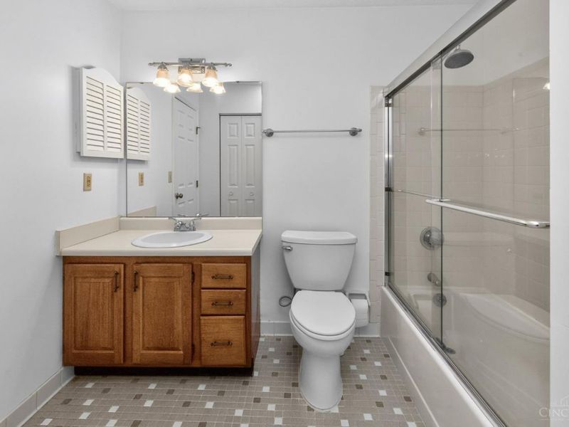 6355 Corbly Road, Unit 4, Cincinnati, OH 45230 Photo 23