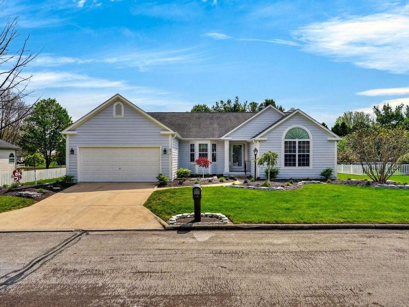 677 Washington Street, Canal Winchester, OH 43110 Photo 3