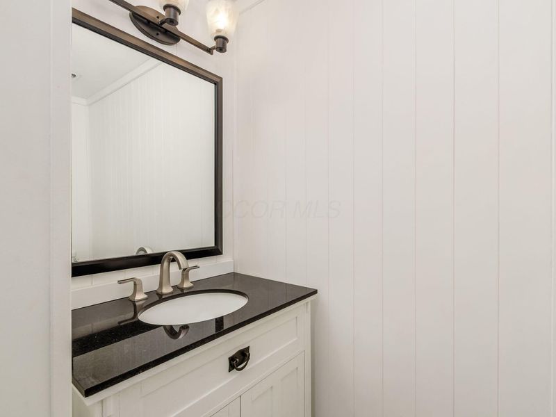 1308 Woodbrook Lane , Unit D, Columbus, OH 43223 Photo 19