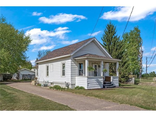 906 Cameron Street, Eau Claire, WI 54703