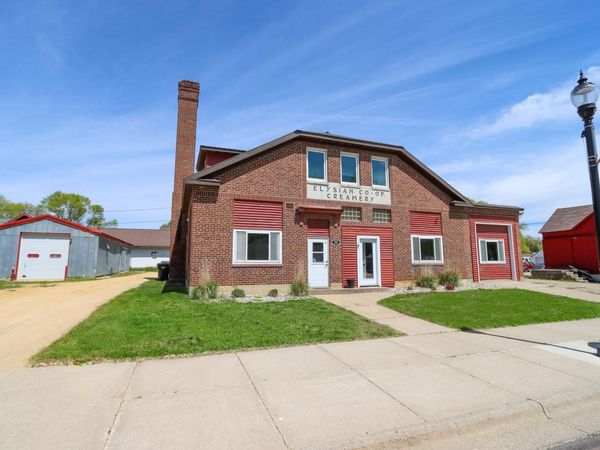196 Main Street W, Elysian, MN 56028