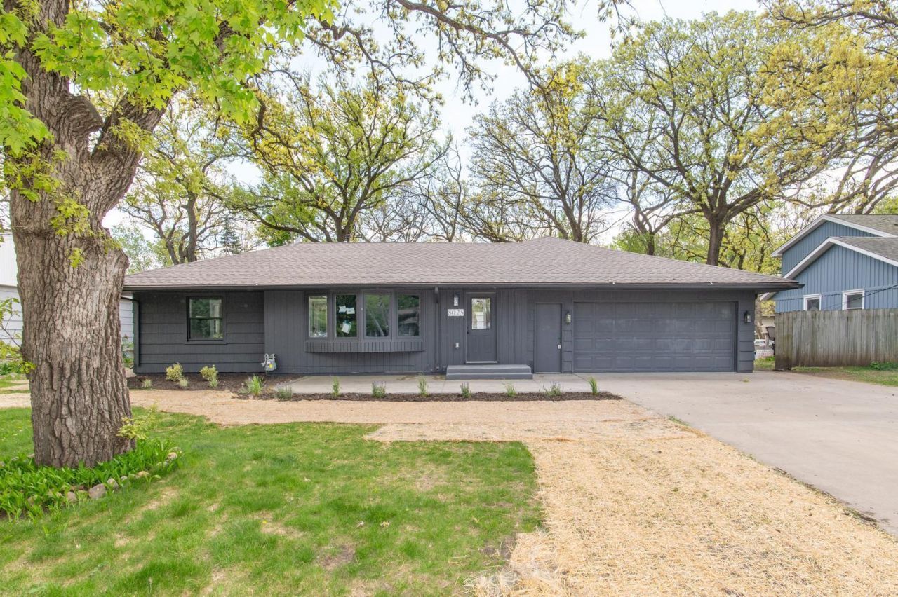 8025 W 26th Street , Saint Louis Park, MN 55426