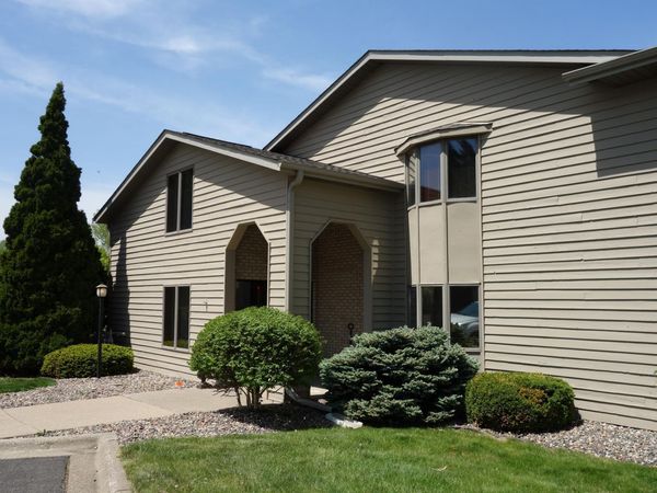 2600 75th Street E, Unit 118, Inver Grove Heights, MN 55076