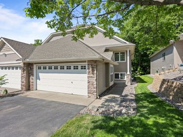 6030 Boulder Ridge Drive, Rockford, MN 55373