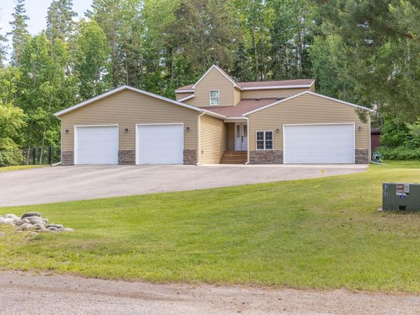 508 Spruce Grove Lane NW, Bemidji, MN 56601