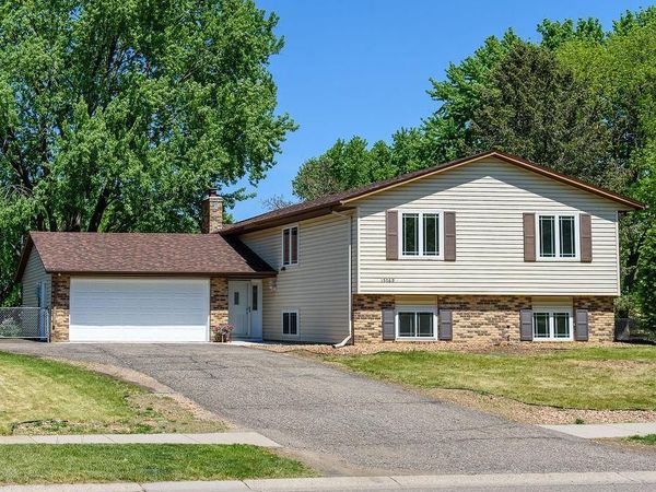 15769 Hayes Trail, Apple Valley, MN 55124