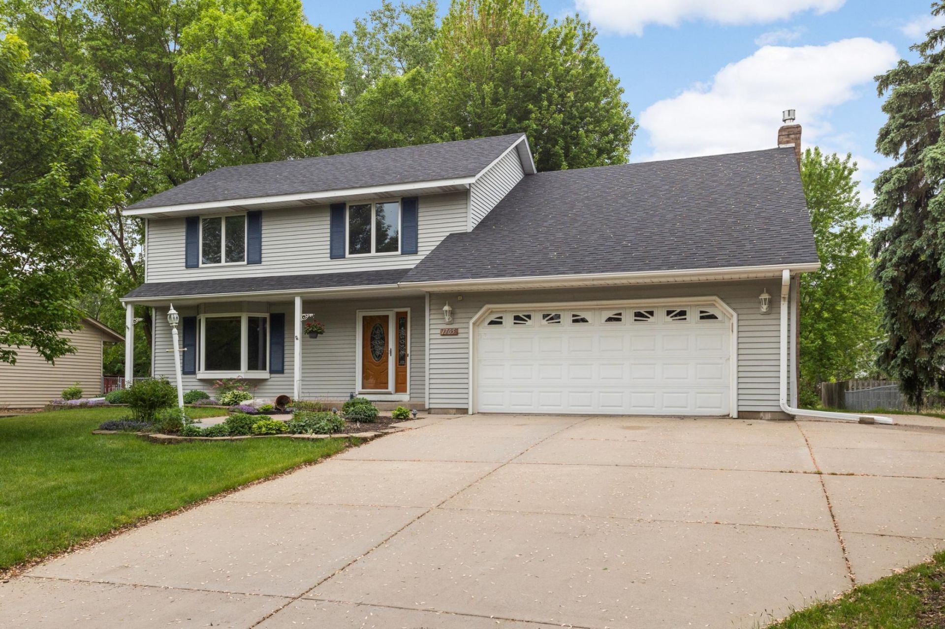 1705 James Court, Burnsville, MN 55337 Main Photo
