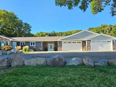 1260 20th Street NW, Holloway, MN 56249