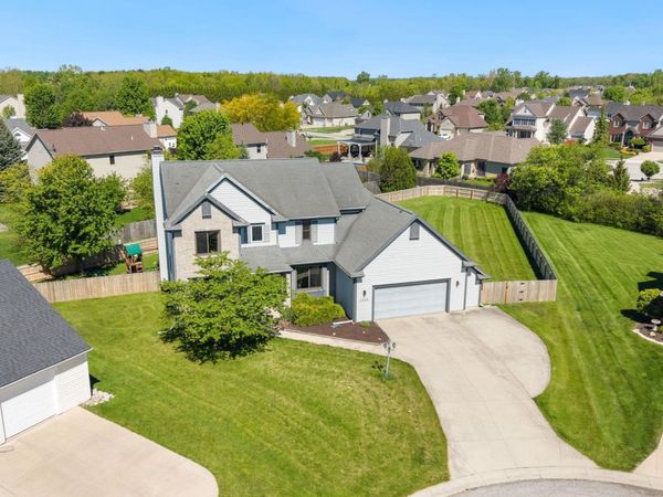 2220 Jonathans Landing, Fort Wayne, IN 46814