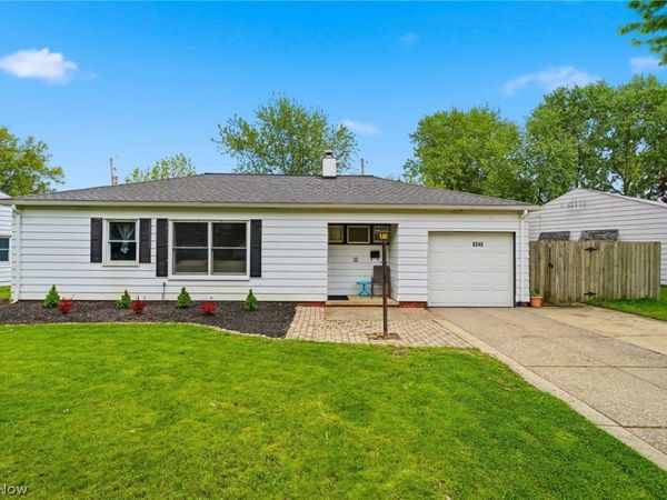 6545 Aylesworth Drive , Parma Heights, OH 44130