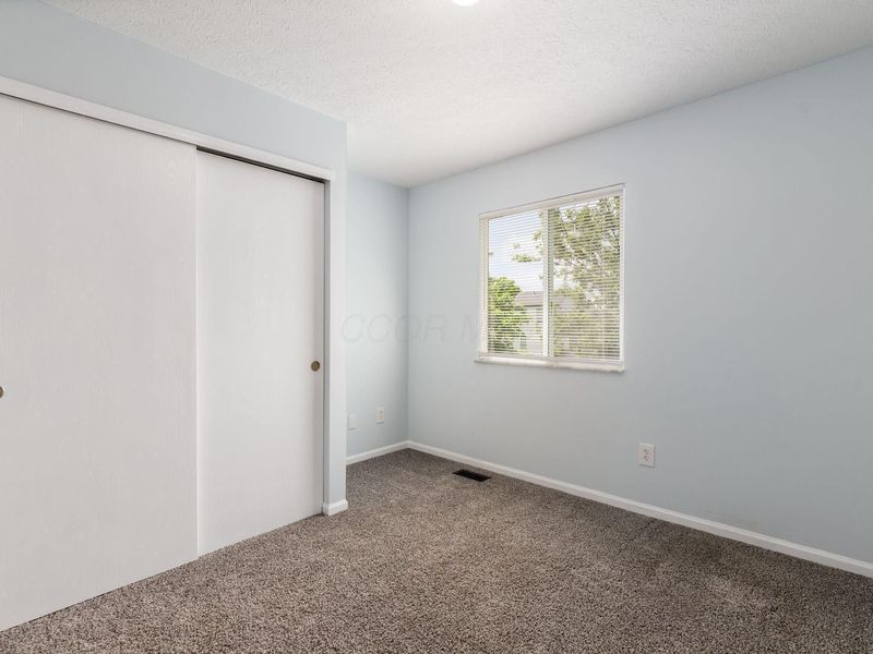 2133 Dunkeld Drive, Grove City, OH 43123 Photo 22