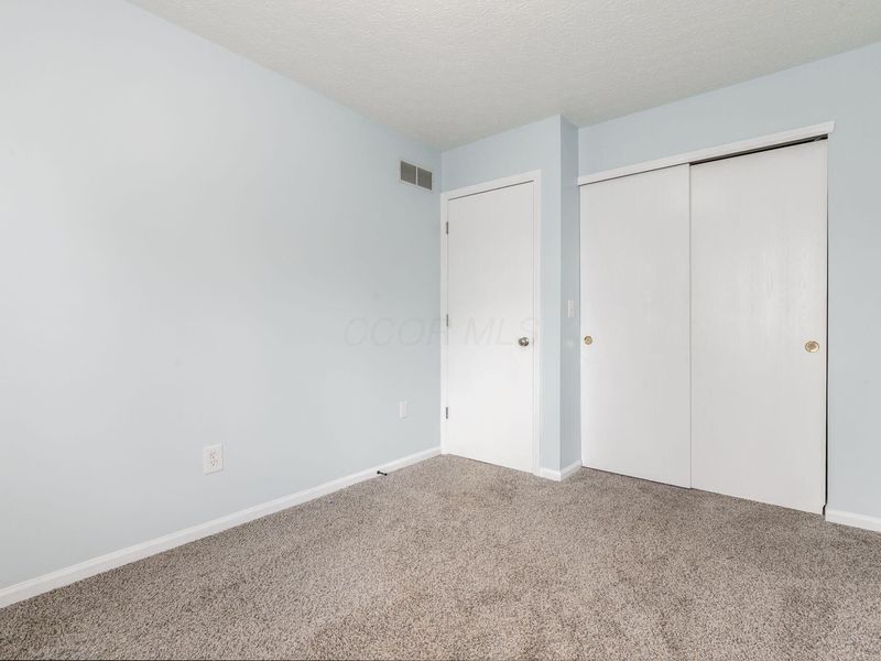 2133 Dunkeld Drive, Grove City, OH 43123 Photo 25