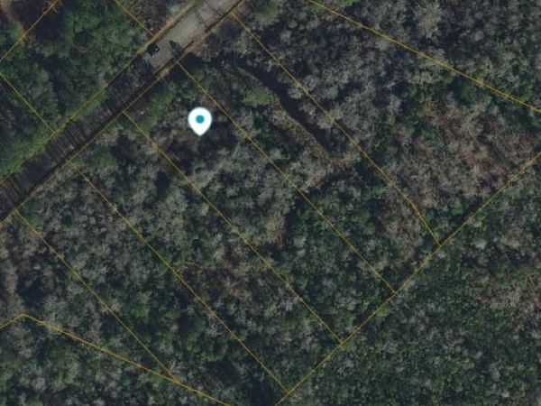 1227 Rainbow Dr. , Loris, SC 29569