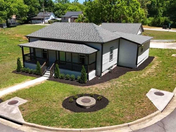 1737 Yellow Street , Conyers, GA 30012