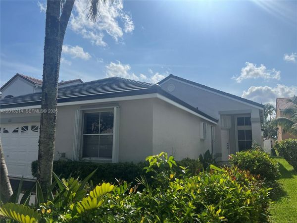 628 Stanton Dr , Weston, FL 33326