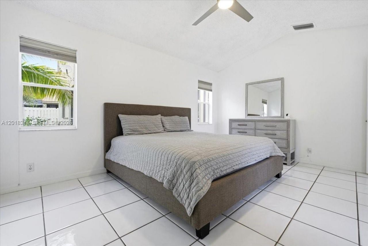 628 Stanton Dr , Weston, FL 33326 Photo