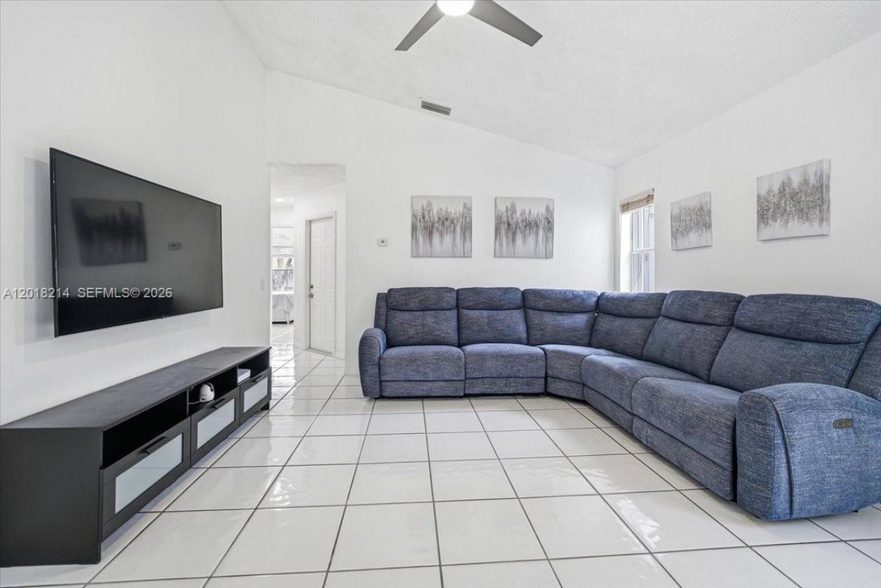 628 Stanton Dr , Weston, FL 33326 Photo