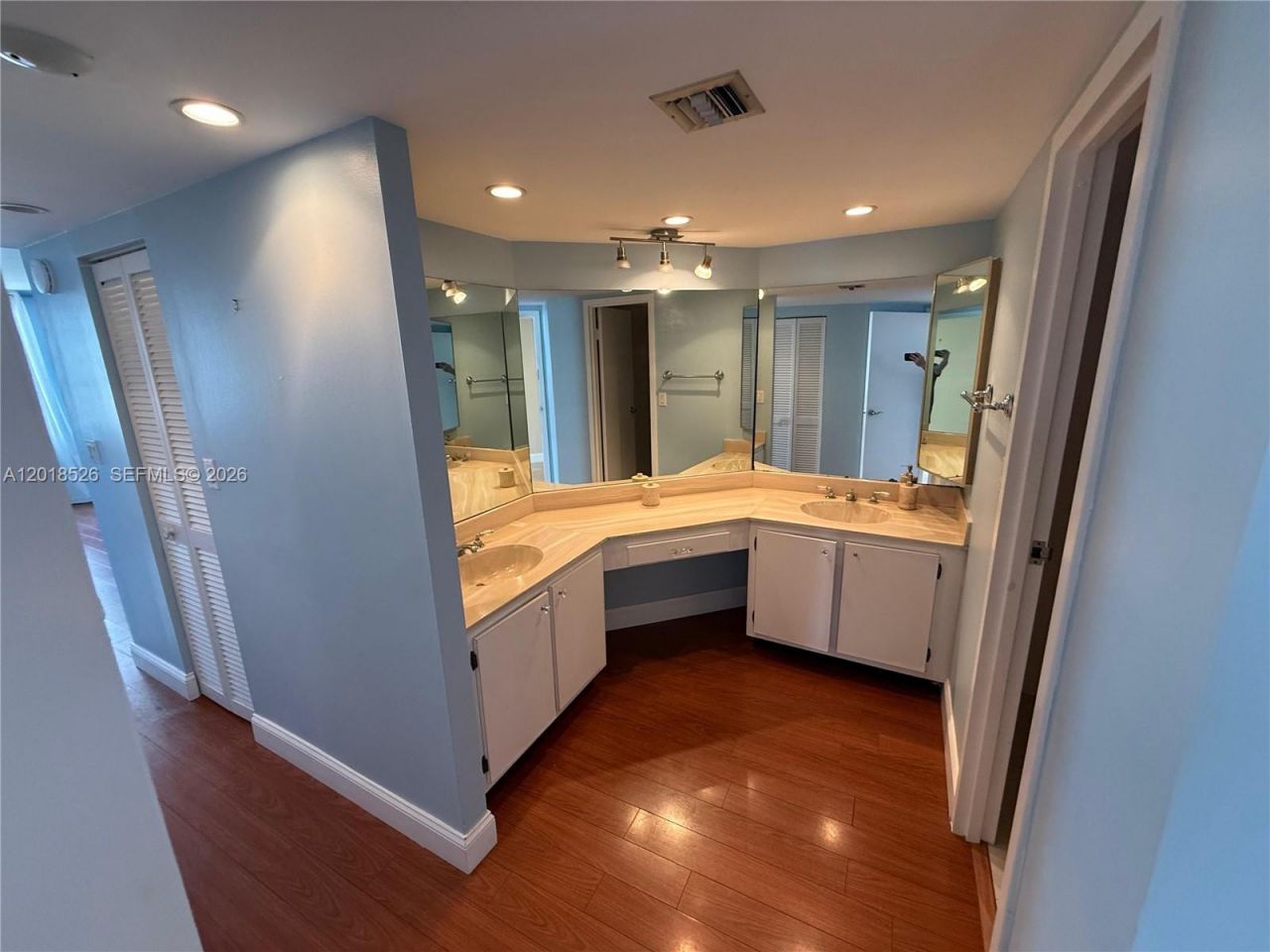 2333 Brickell Ave, Unit 602, Miami, FL 33129 Photo