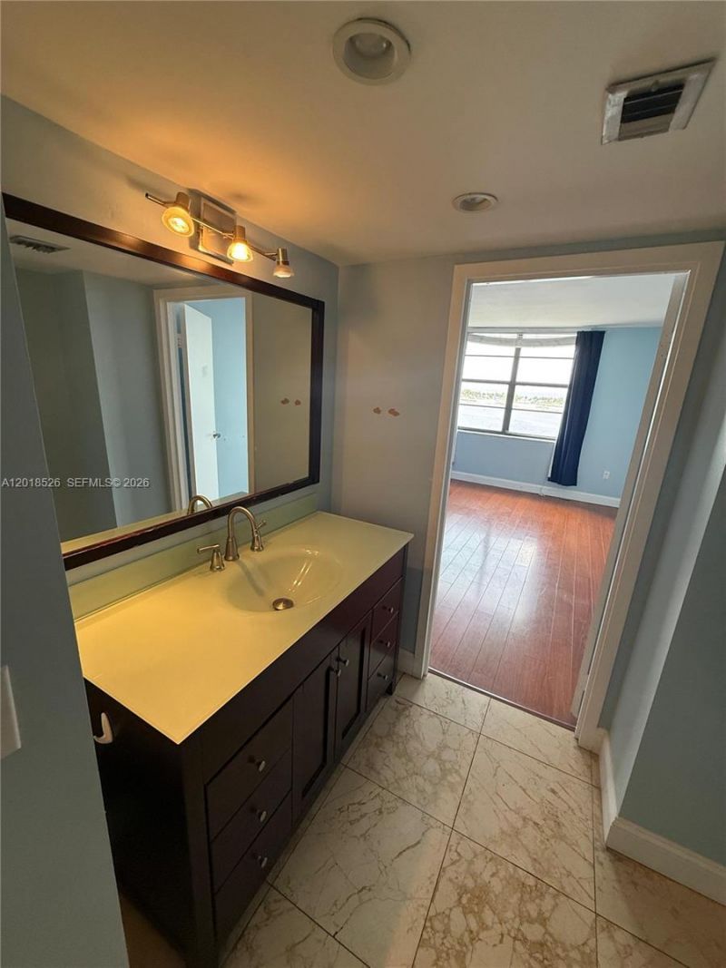 2333 Brickell Ave, Unit 602, Miami, FL 33129 Photo