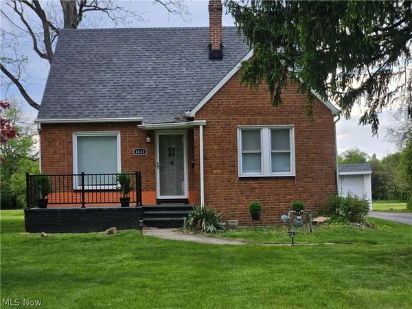 4624 Derbyshire Drive , North Randall, OH 44128