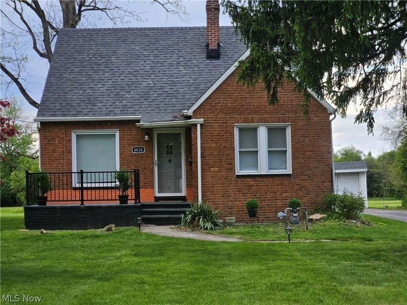 4624 Derbyshire Drive, North Randall, OH 44128 Photo 1