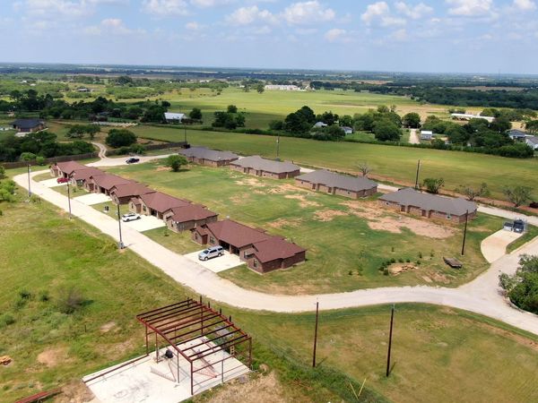 16020 US HIGHWAY 87, Adkins, TX 78101