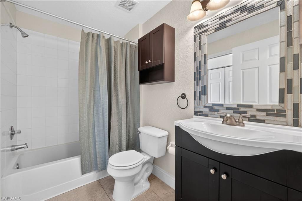 6401 Aragon Way, Unit 106, Fort Myers, FL 33966 Photo