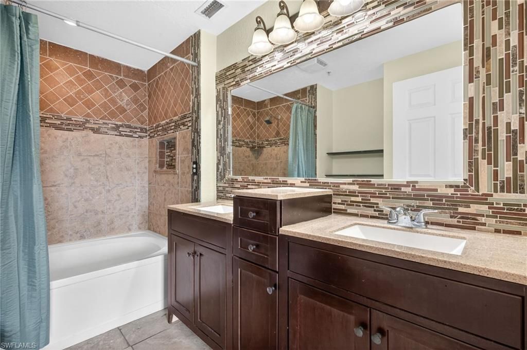6401 Aragon Way, Unit 106, Fort Myers, FL 33966 Photo