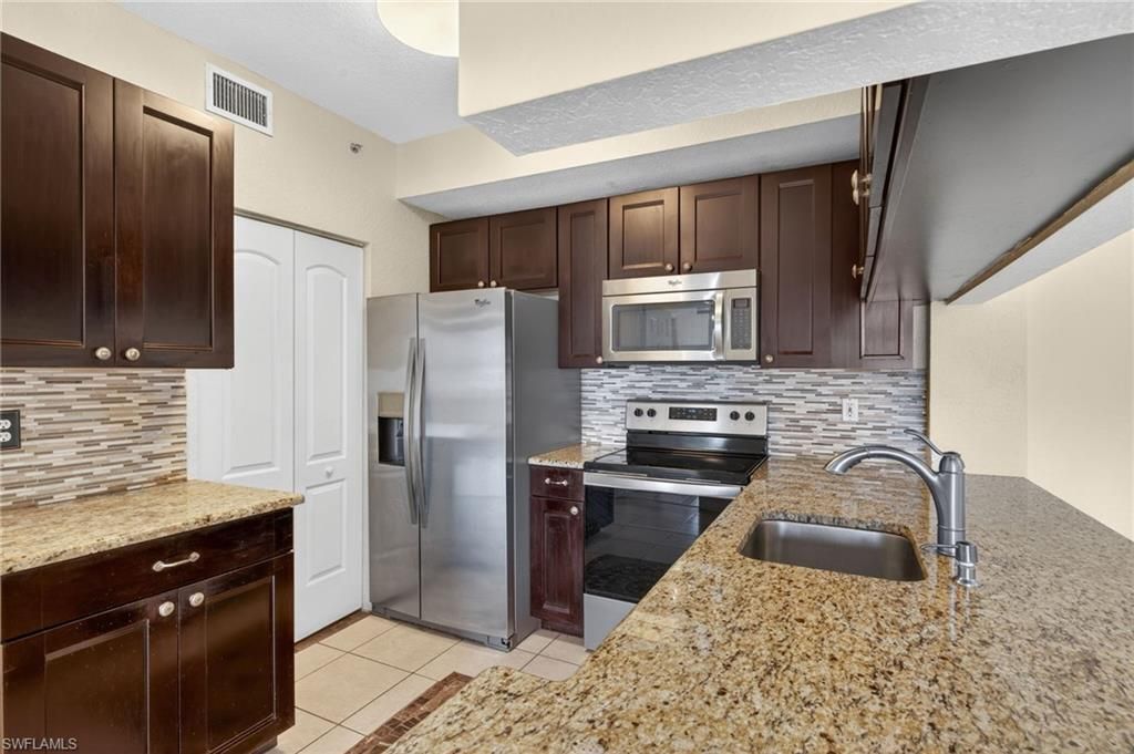 6401 Aragon Way, Unit 106, Fort Myers, FL 33966 Photo