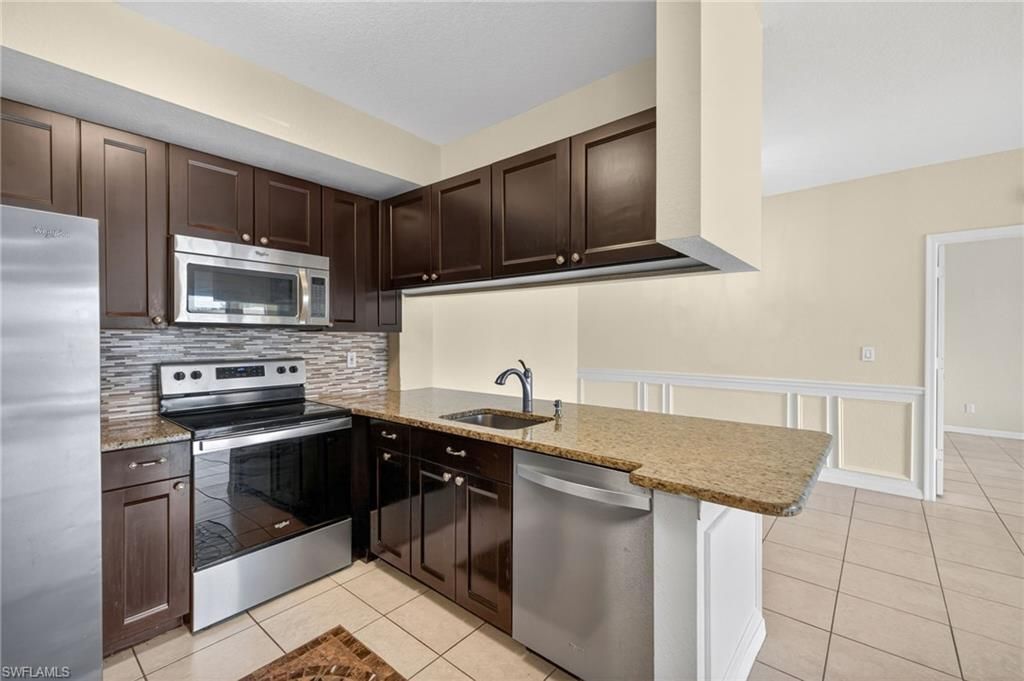 6401 Aragon Way, Unit 106, Fort Myers, FL 33966 Photo