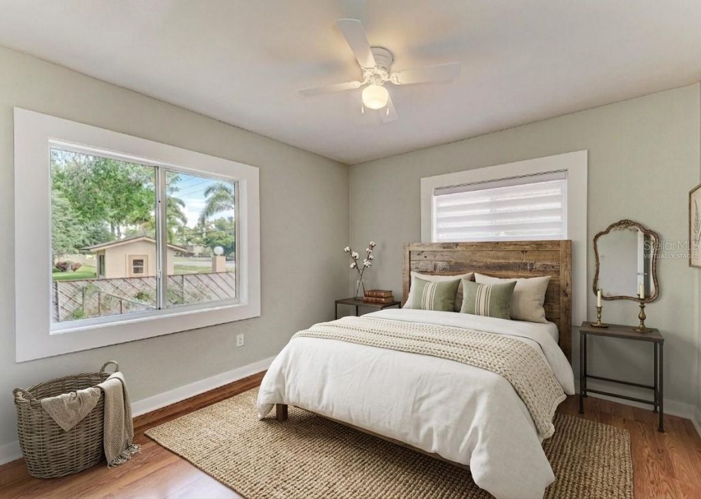 939 N Lockwood Ridge Road, Sarasota, FL 34237 Photo