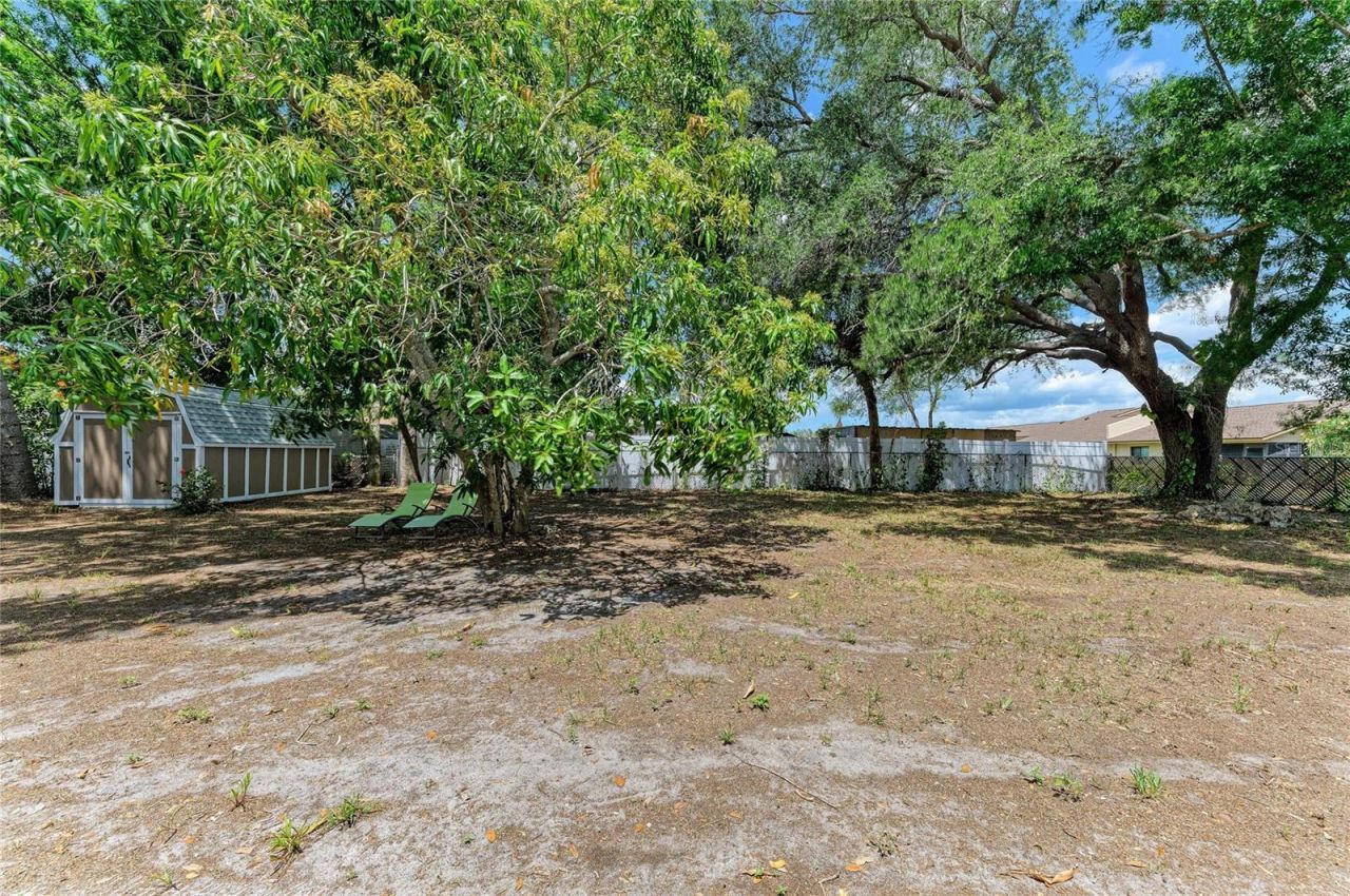 939 N Lockwood Ridge Road, Sarasota, FL 34237 Photo