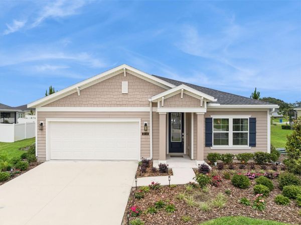 2110 RAGLAN CIRCLE , ORMOND BEACH, FL 32174