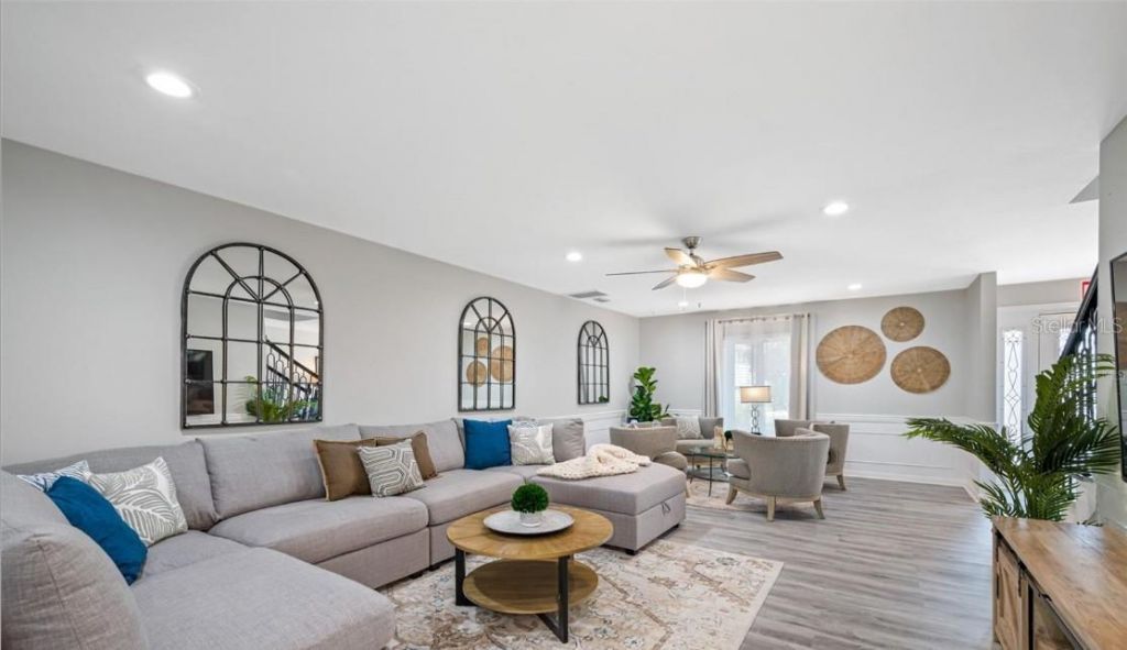 4545 Harbor Hills Drive, Largo, FL 33770 Photo