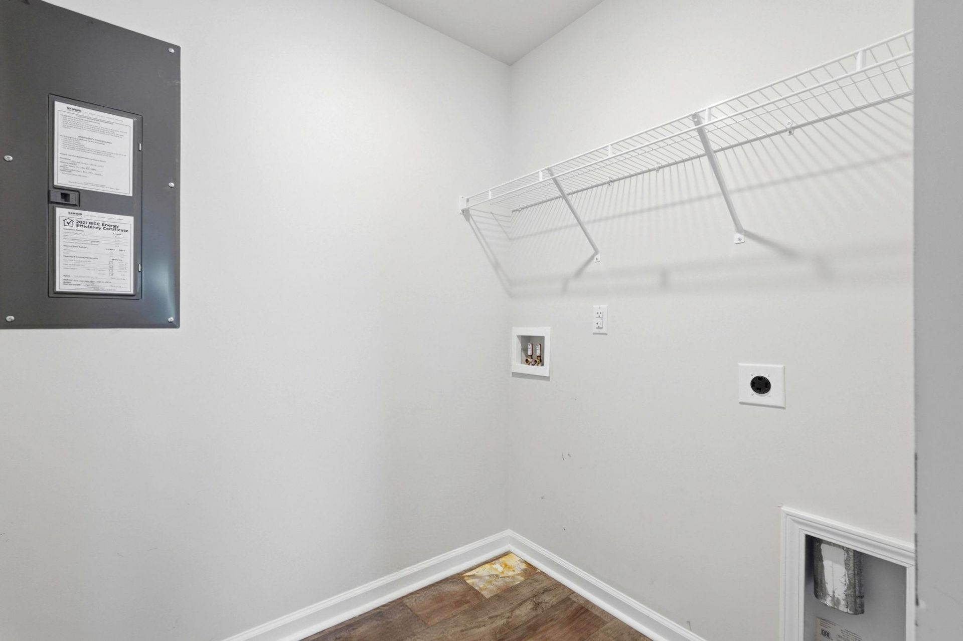 224 Jeff Waters Circle  Photo 15