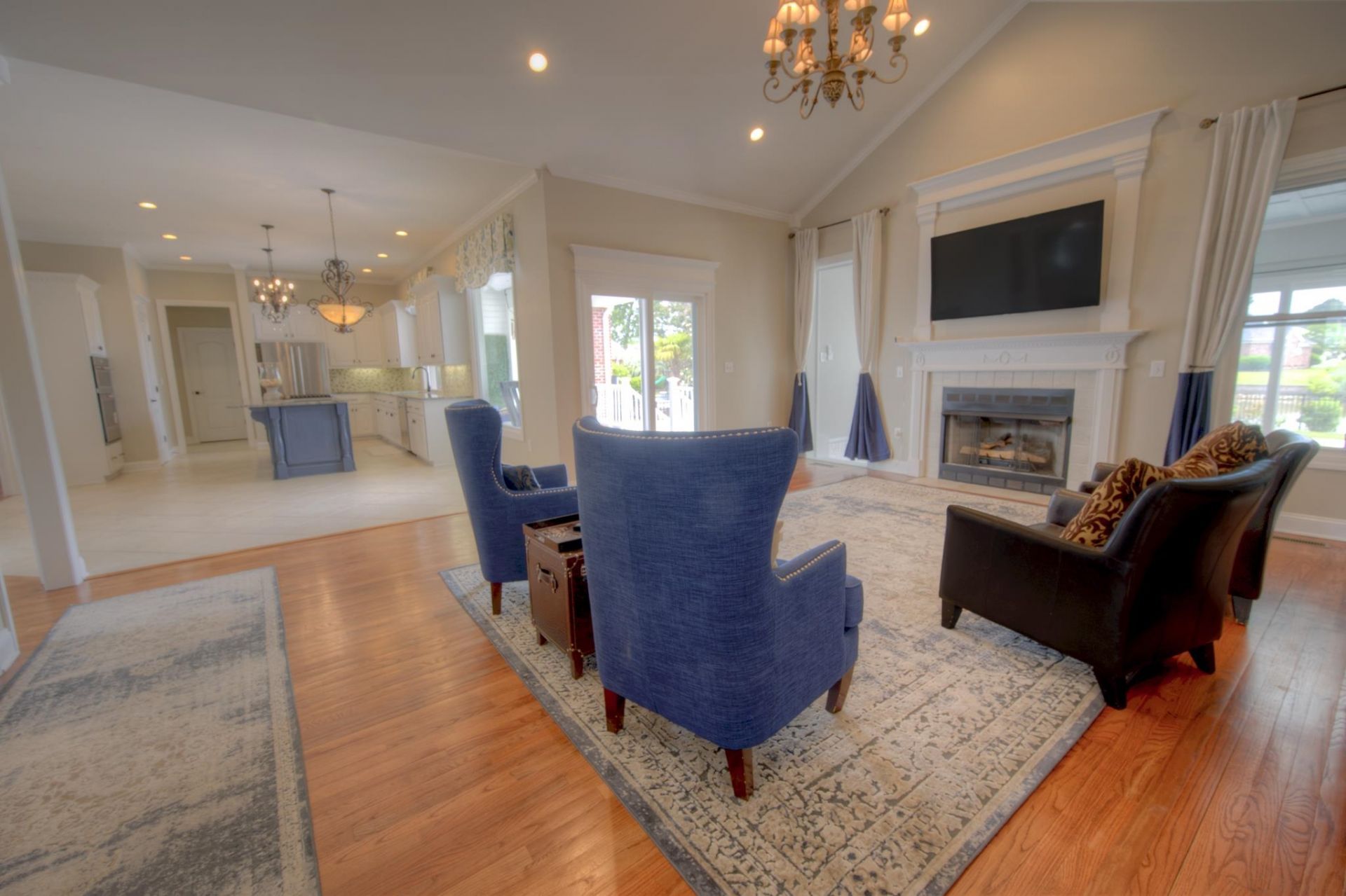 3771 Waterford Dr. Photo 10