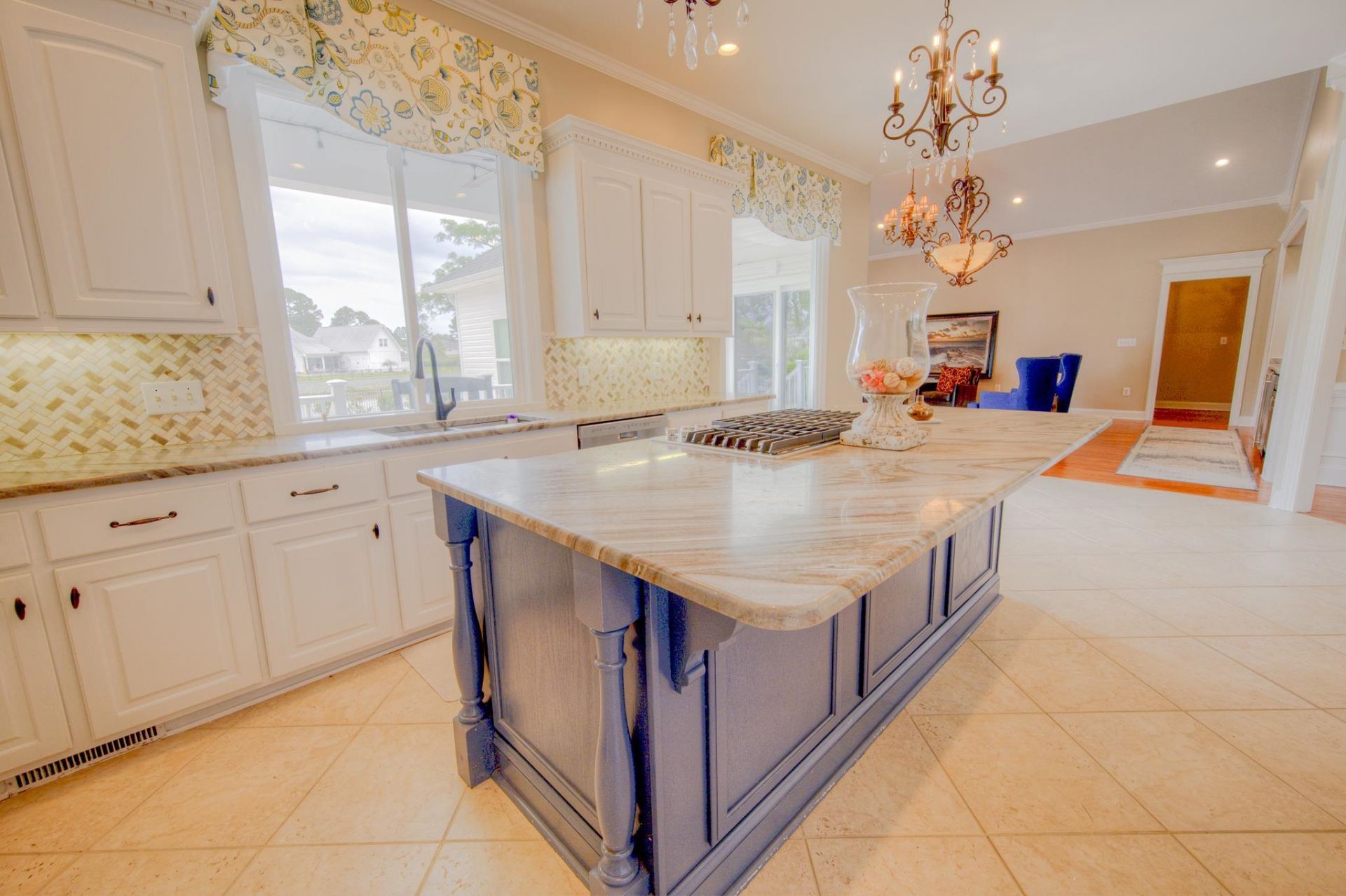 3771 Waterford Dr. Photo 13