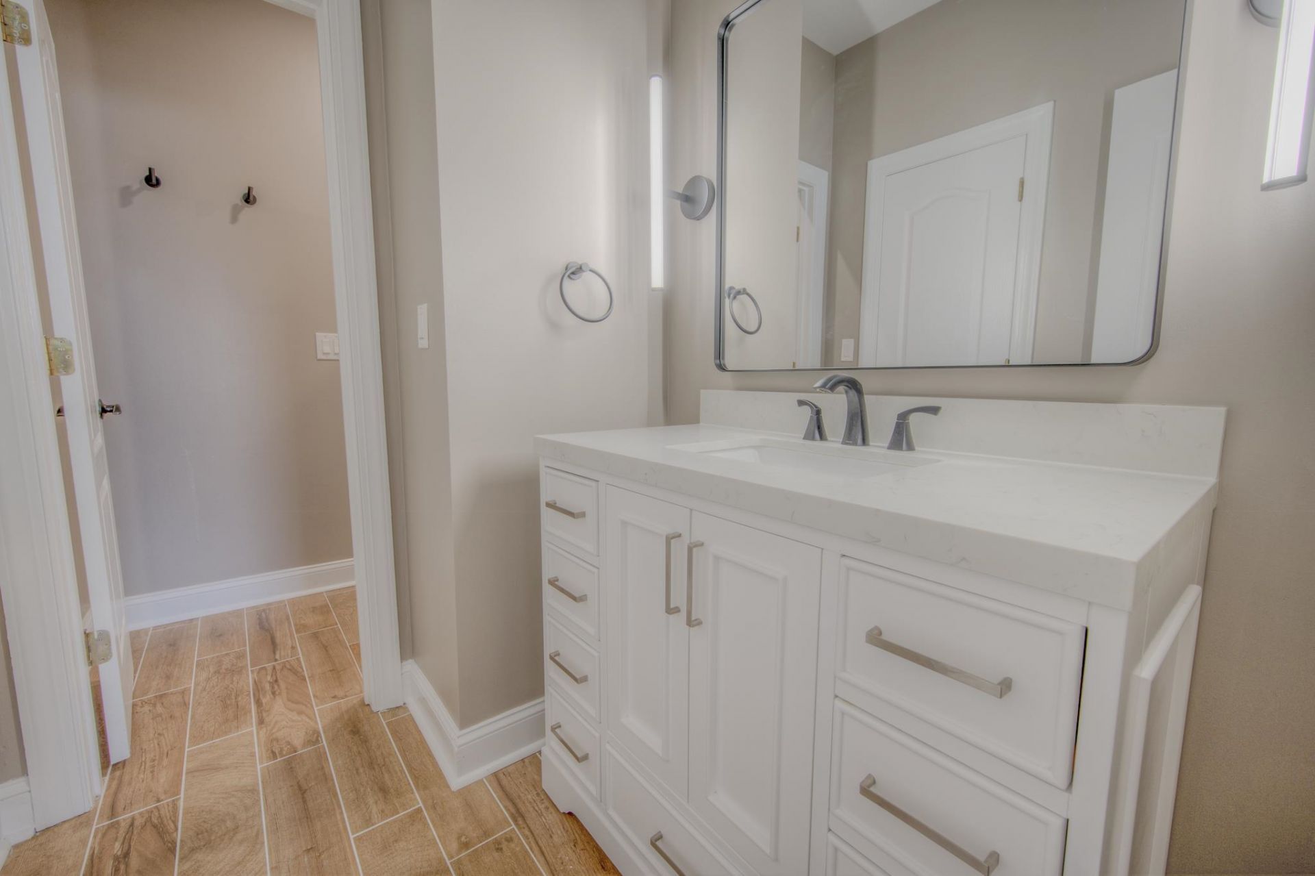 3771 Waterford Dr. Photo 30